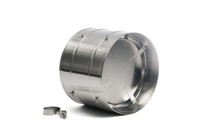 Efficient non-air-cooled chimney cap with anti-downdraft design for improved airflow and reduced smoke backflow in windy climates.